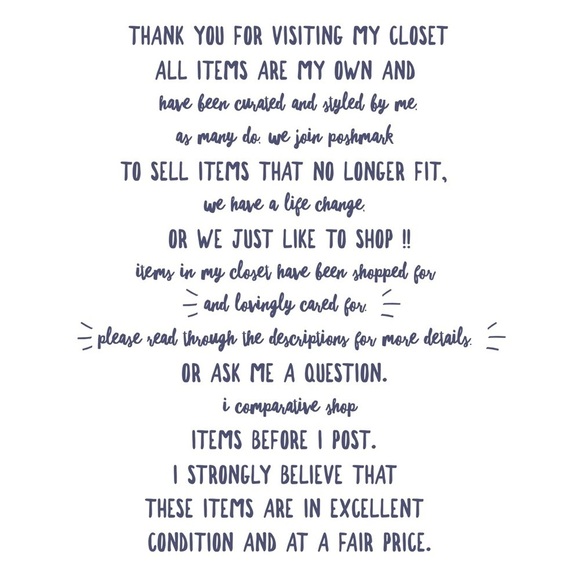 ✨ Bonjour, Welcome to my closet ✨ - Picture 2 of 4